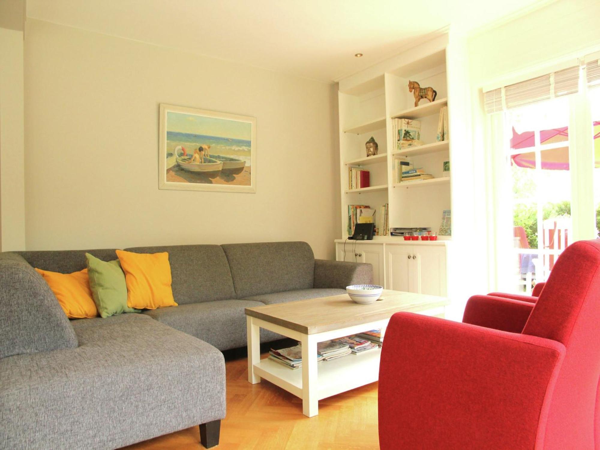 Pleasing Holiday Home In Schoorl With Patio Екстериор снимка